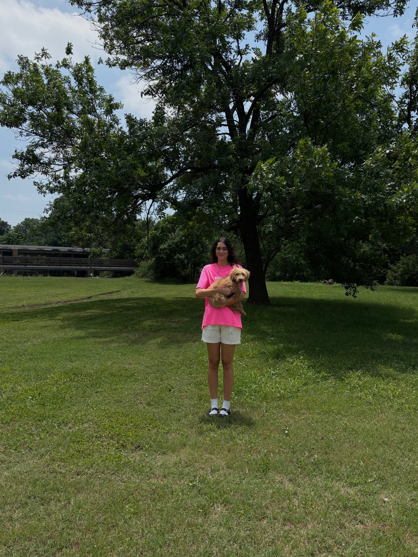 BOX LOGO TEE: NEON PINK
